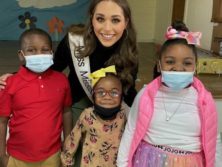 Miss Mississippi Visits the Collaborative Classrooms